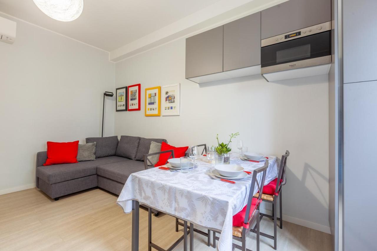 Ferienwohnung Darsena Navigli Apt - 800 M Far From P.Ta Genova M2 Mailand Exterior foto